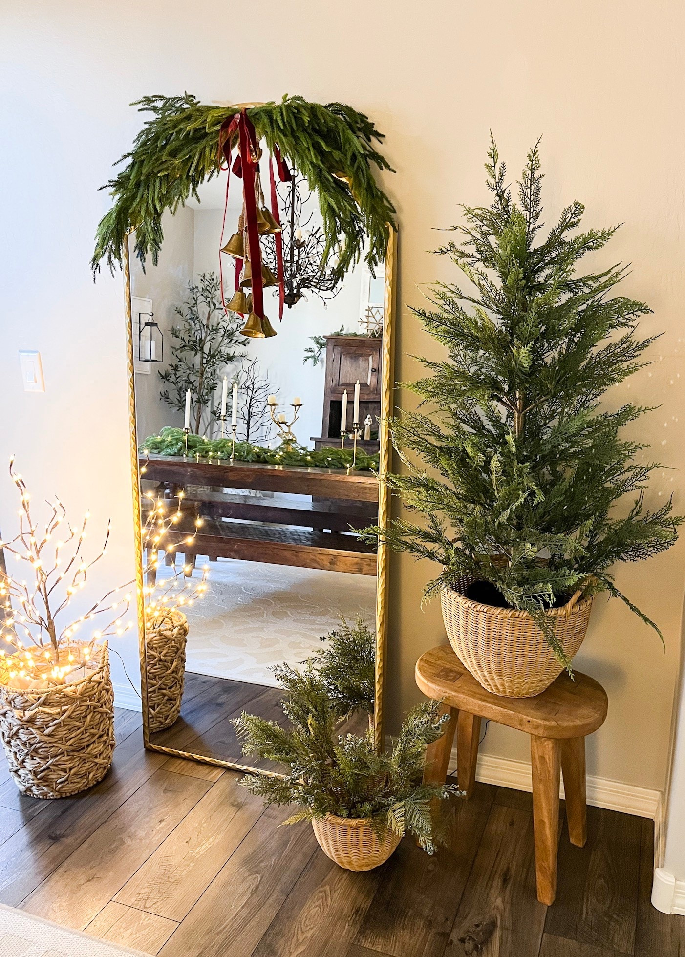 My mirror is back in stock!  Follow @lifeinmyarizonahome on Instagram for more holiday ideas and inspiration. 
This beautiful gold mirror is back in stock but hurry because it never lasts long!

#goldmirror #wallmirror #homedecor #christmasdecor

#LTKHome #LTKGiftGuide #LTKHoliday