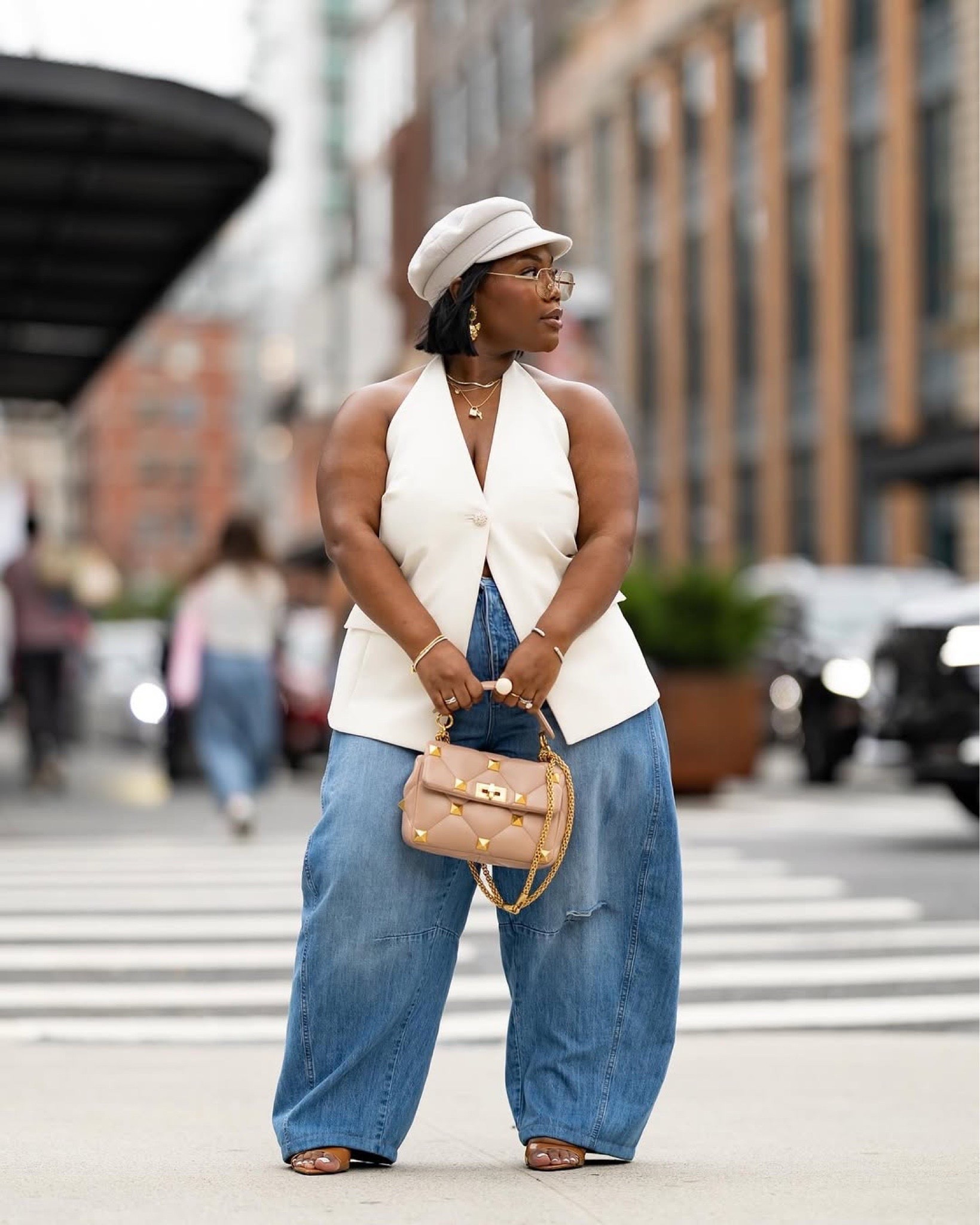 Had to share a fall look for my Miami girls! Loving a vest/jean combo. Perfect blend of elevated casual! 

Fall fashion, fall outfit, vest, jeans, denim, curvy girl denim, Emmy petit 

#LTKMidsize #LTKPetite #LTKPlusSize