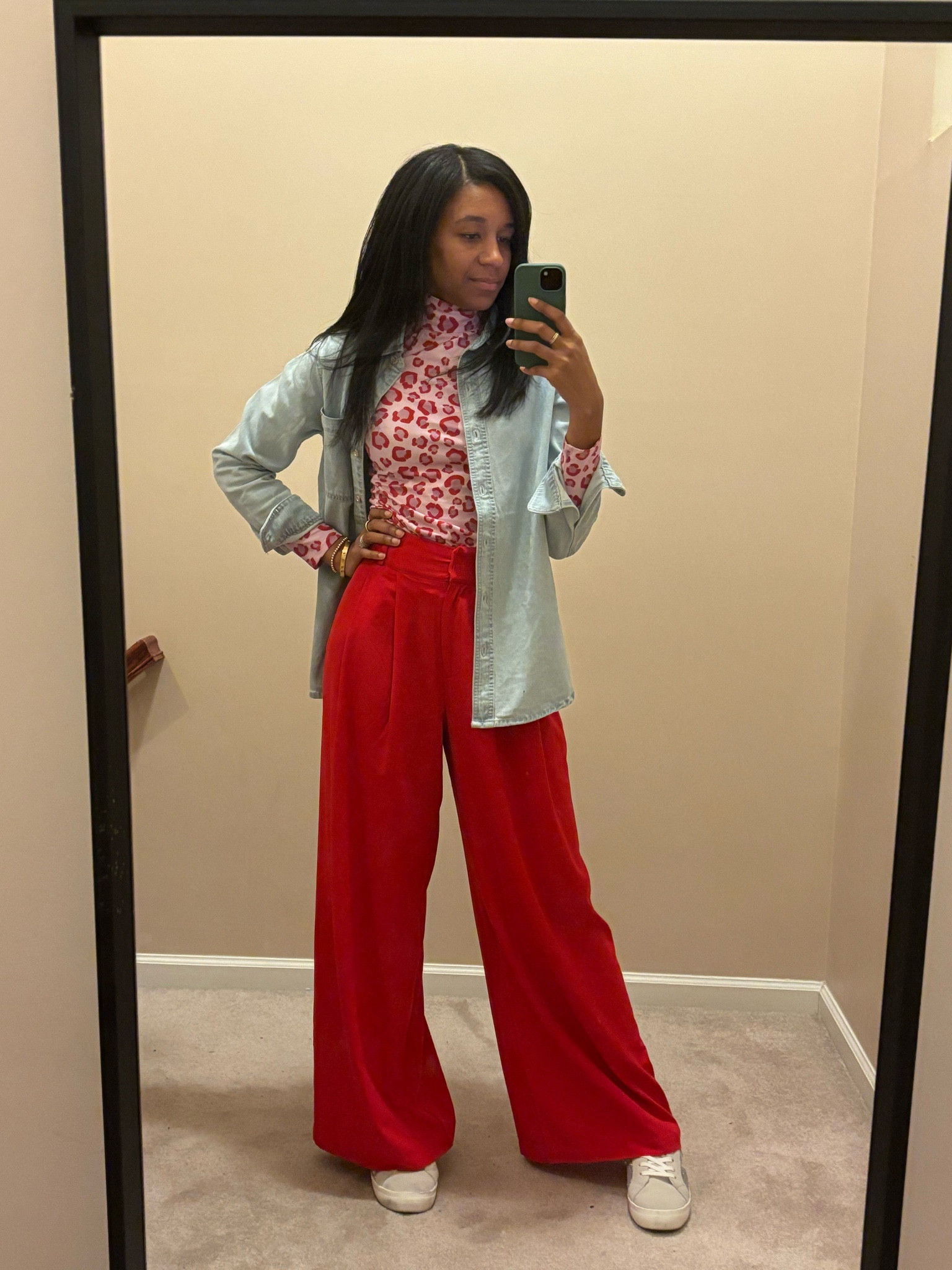 I found this pink leopard mock turtleneck from the thrift store! It has become one of my favorites when I need a pop of color! 

#LTKStyleTip #LTKU #LTKSeasonal