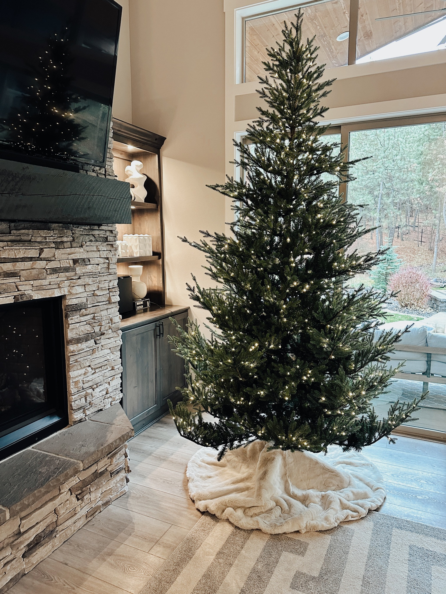 The tree of my dreams is on sale! 

#LTKHoliday #LTKhome #LTKSeasonal