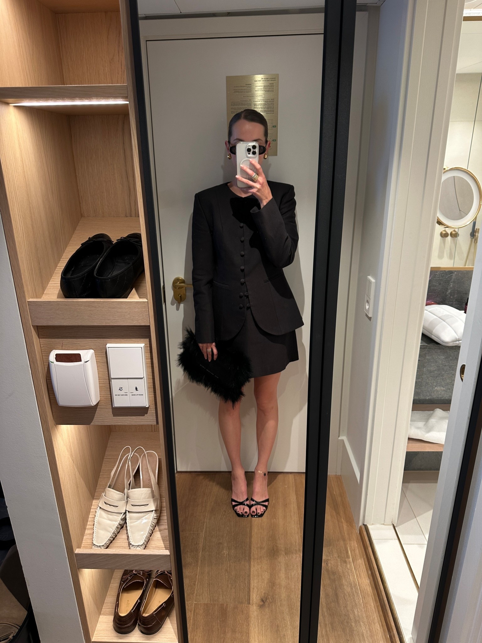 The kind of skirt suit that you want to wear for the rest of your life. I added some sandals and a bag with feathers to make it look cool

#LTKeurope #LTKpartywear #LTKstyletip
