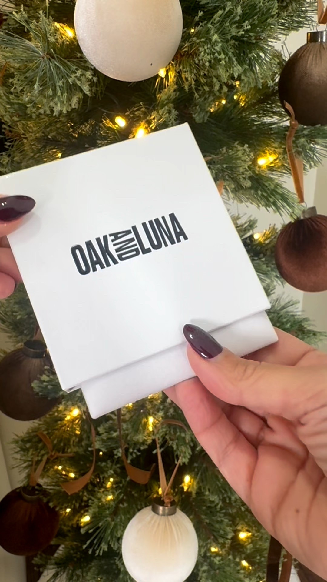 Oak and Luna 
Personalized jewelry 
Personalized necklace 
Initial necklace 


#LTKSaleAlert #LTKGiftGuide #LTKHoliday