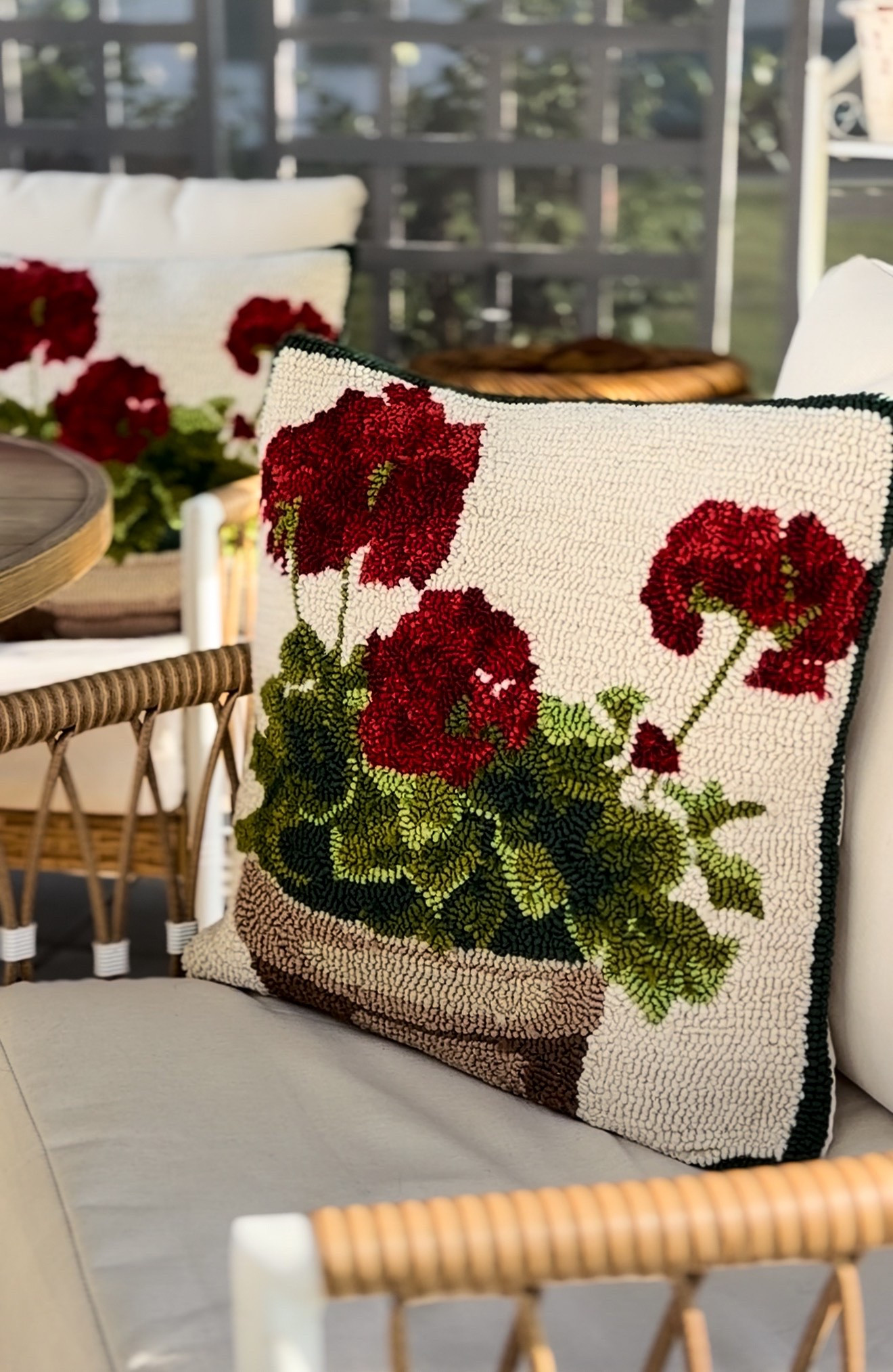In love with this geranium pillow under our pergola. ❤️

#LTKHome #LTKSeasonal