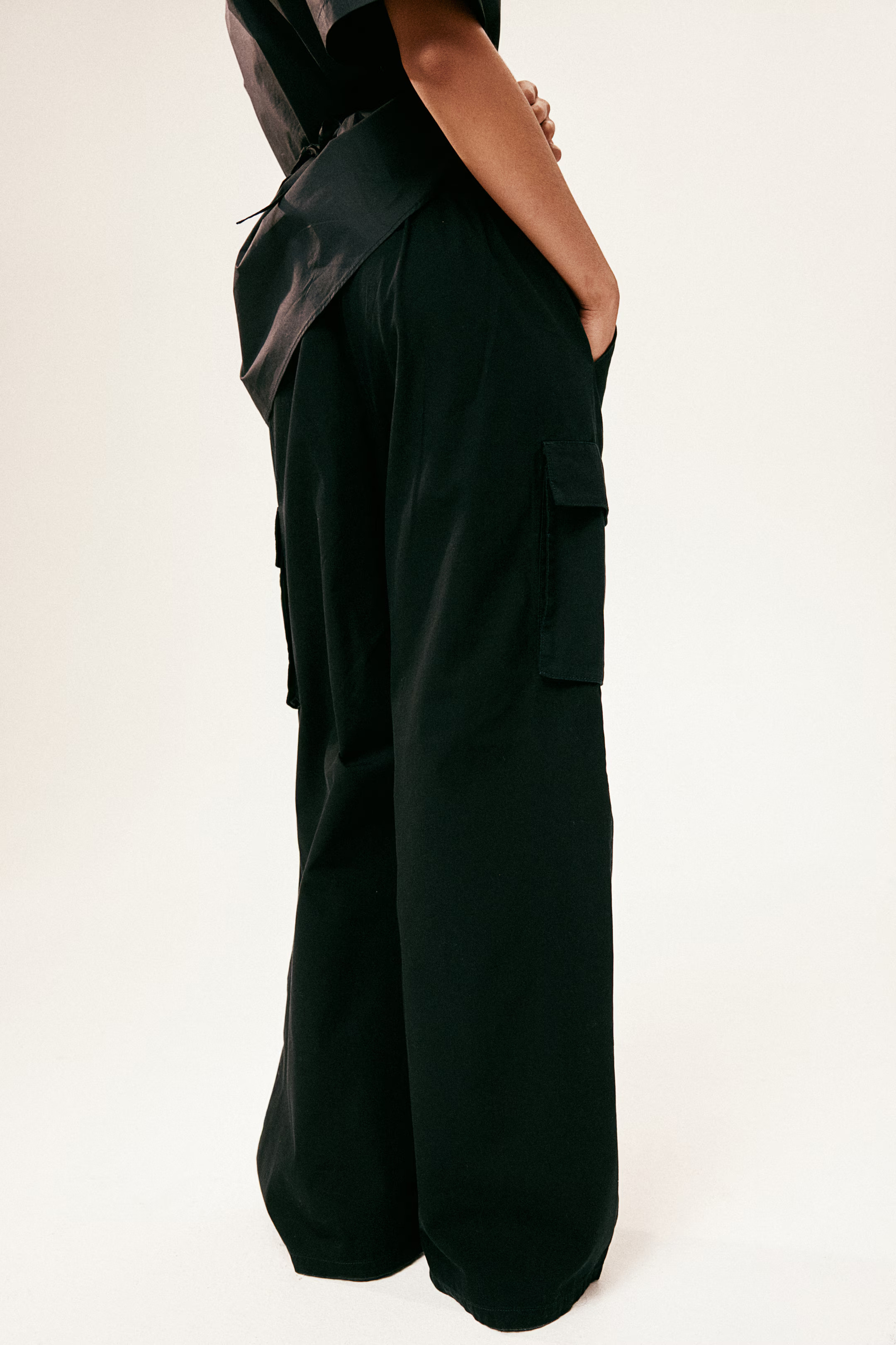 Canvas Cargo Pants | H&M (US + CA)