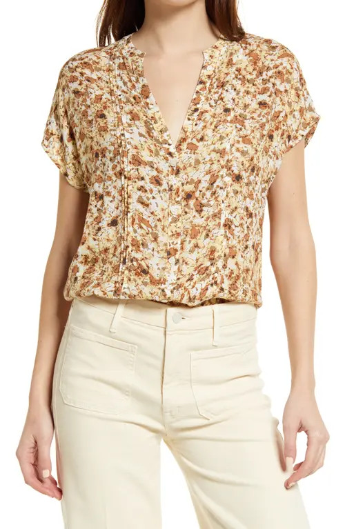 Treasure & Bond Allover Print Short Sleeve Top in Ivory Clouded Floral at Nordstrom, Size X-Large | Nordstrom