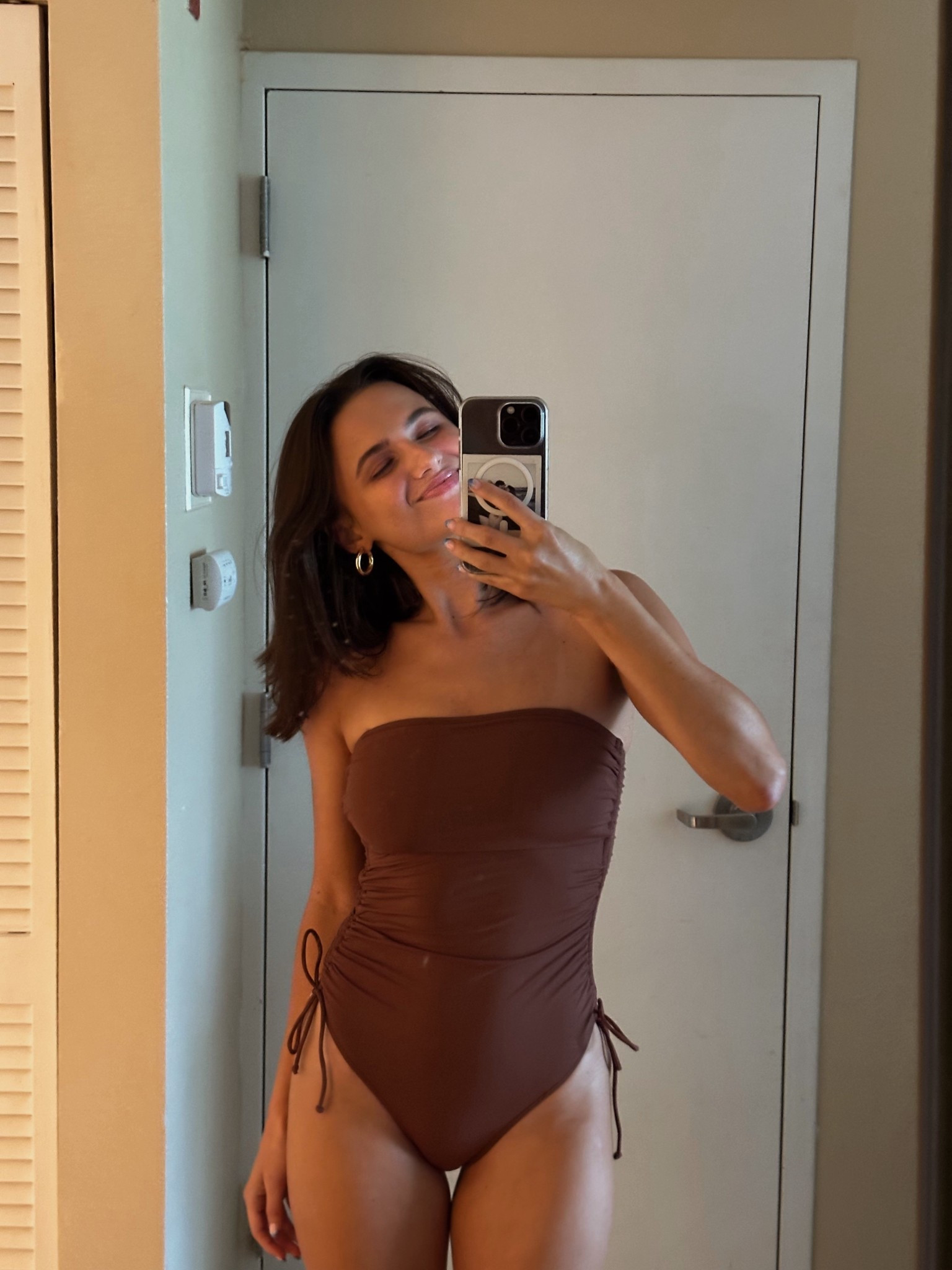 Wearing size small 🤎