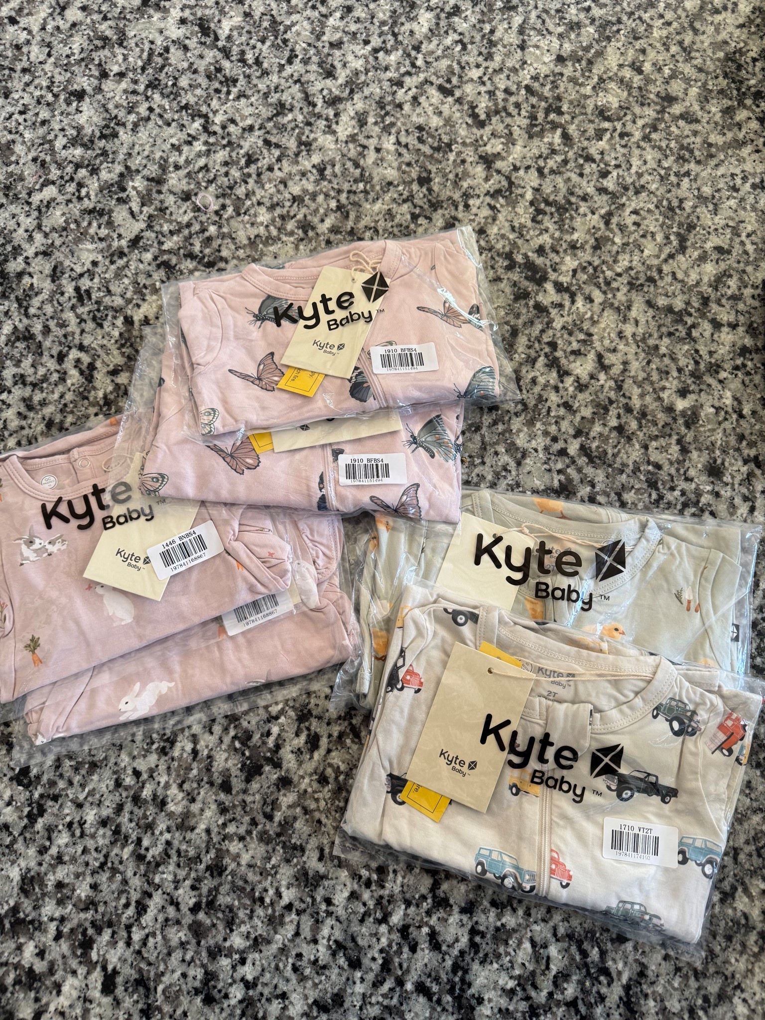 Kyte Baby knows how to spoil the triplets 

#LTKFamily #LTKKids #LTKBaby
