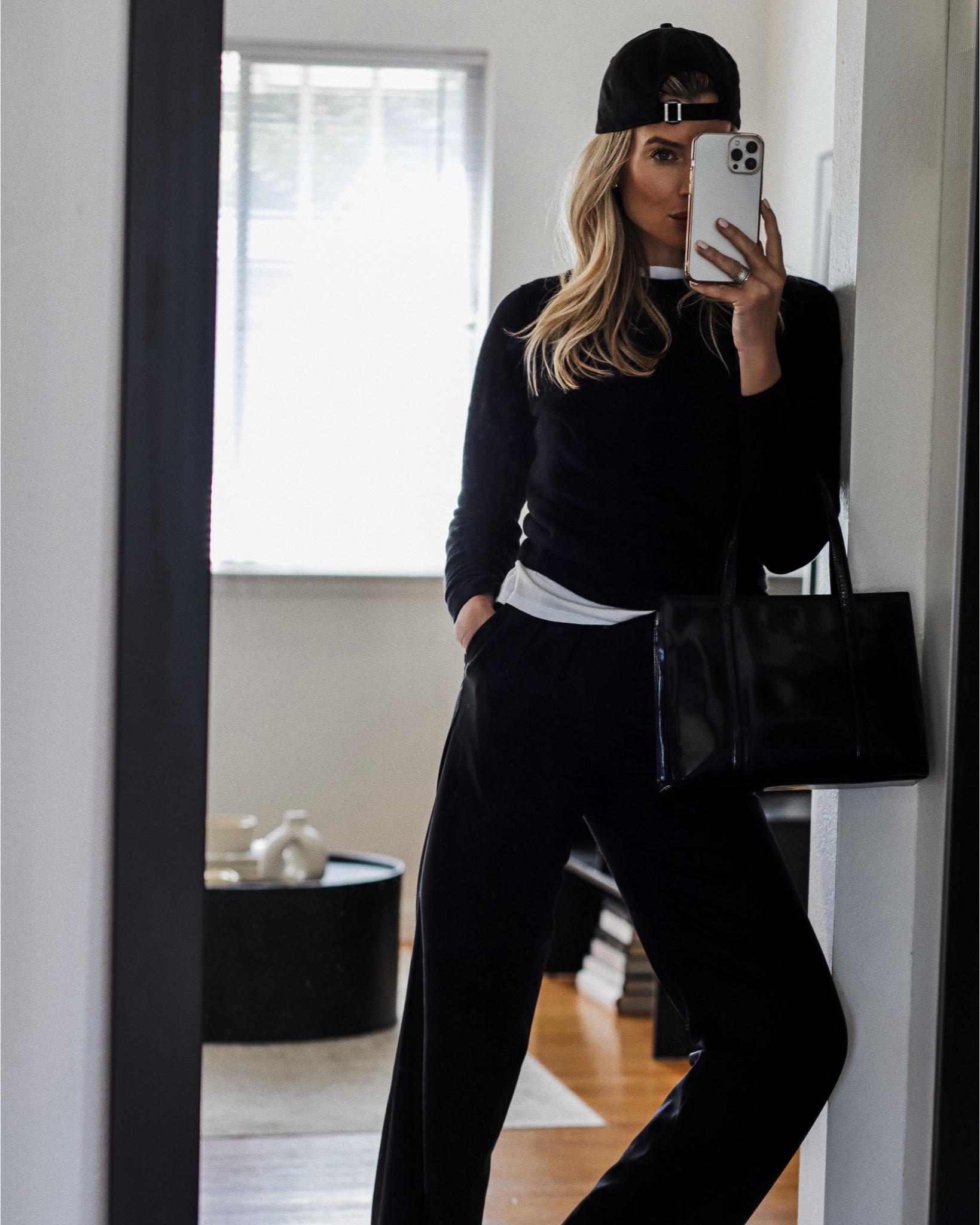 sporty chic  

#minimalstyle #minimalchic #90s #90sstyle 

#LTKootd