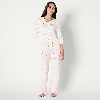 Amazon Essentials x Sofia Grainge Mommy and Me Long Sleeve Pajama Set | Amazon (US)