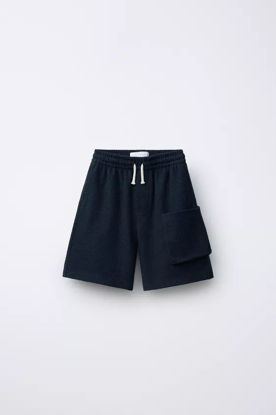 Bermuda shorts with an elasticated waistband and adjustable drawstrings at the front. Featuring s... | Zara UK