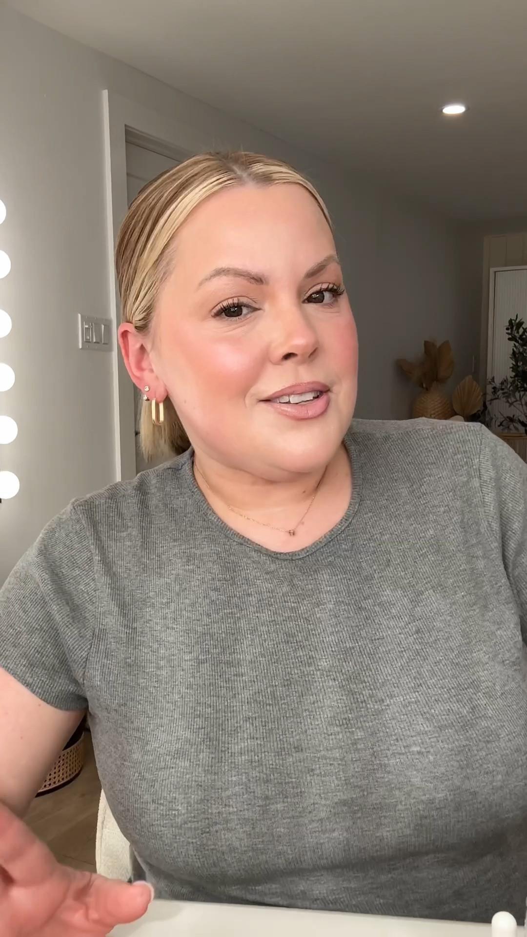 Why your makeup looks like crap and how to fix it

#LTKgrwm #LTKOver40 #LTKBeauty