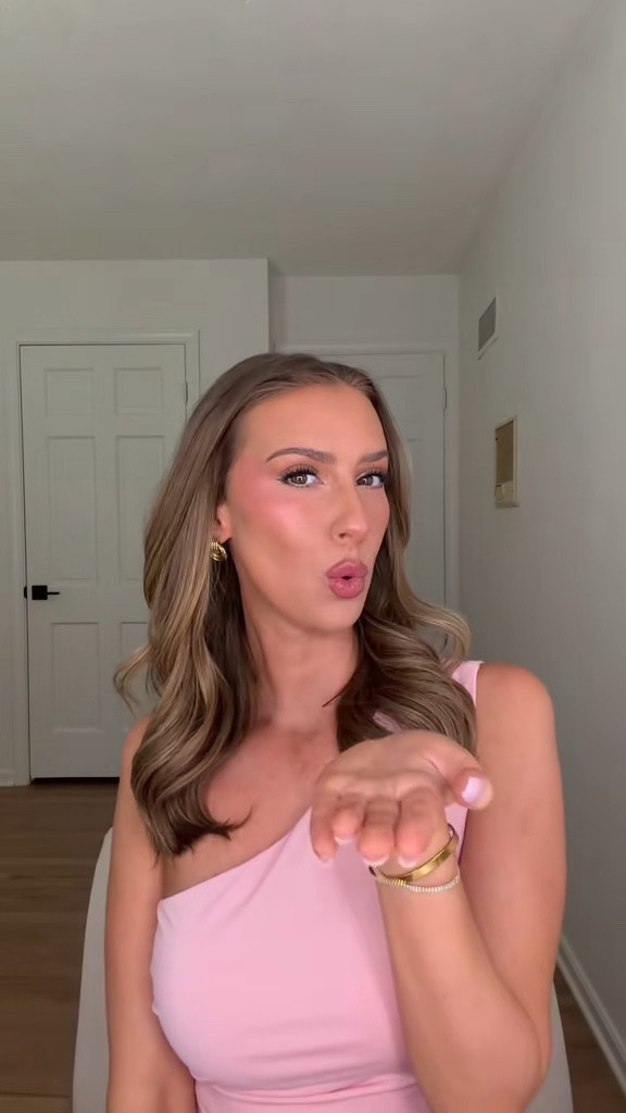 So you bend… & snap! 🩷

Had so many girlies ask where I got my pink robe from, so wanted to link it! Such a sexy pajama set 😉

Amazon, affordable fashion, silk robe, satin robe, lounge wear, pink outfit, pink pajamas 

#LTKgrwm #LTKootd #LTKmorningroutine