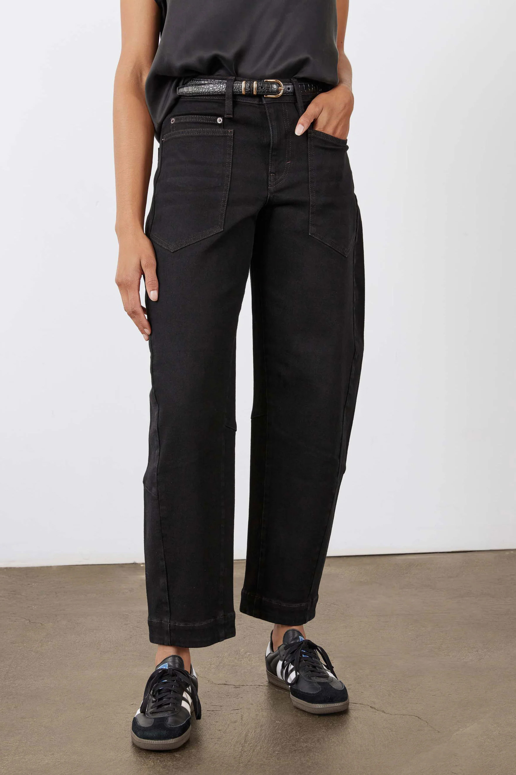 The Slouchy Jeans 2.0 Dusted Black / 8 | Ruti