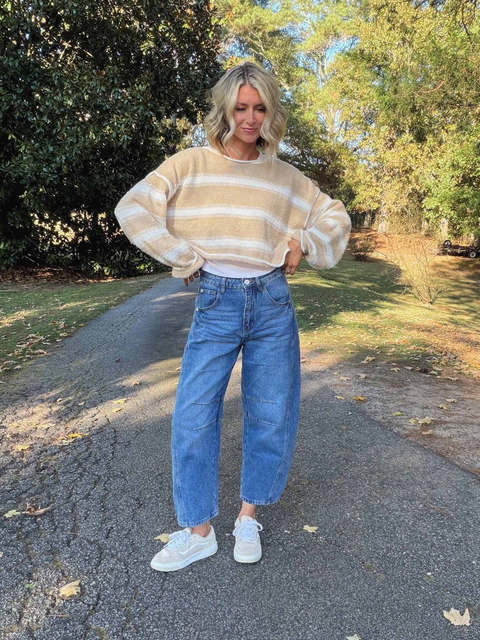 The cutest barrel jeans from Amazon 👖
5’8 wearing a size 2!
Measurements provided on the size chart are accurate 🤎

#LTKFindsUnder50 #LTKStyleTip #LTKSaleAlert