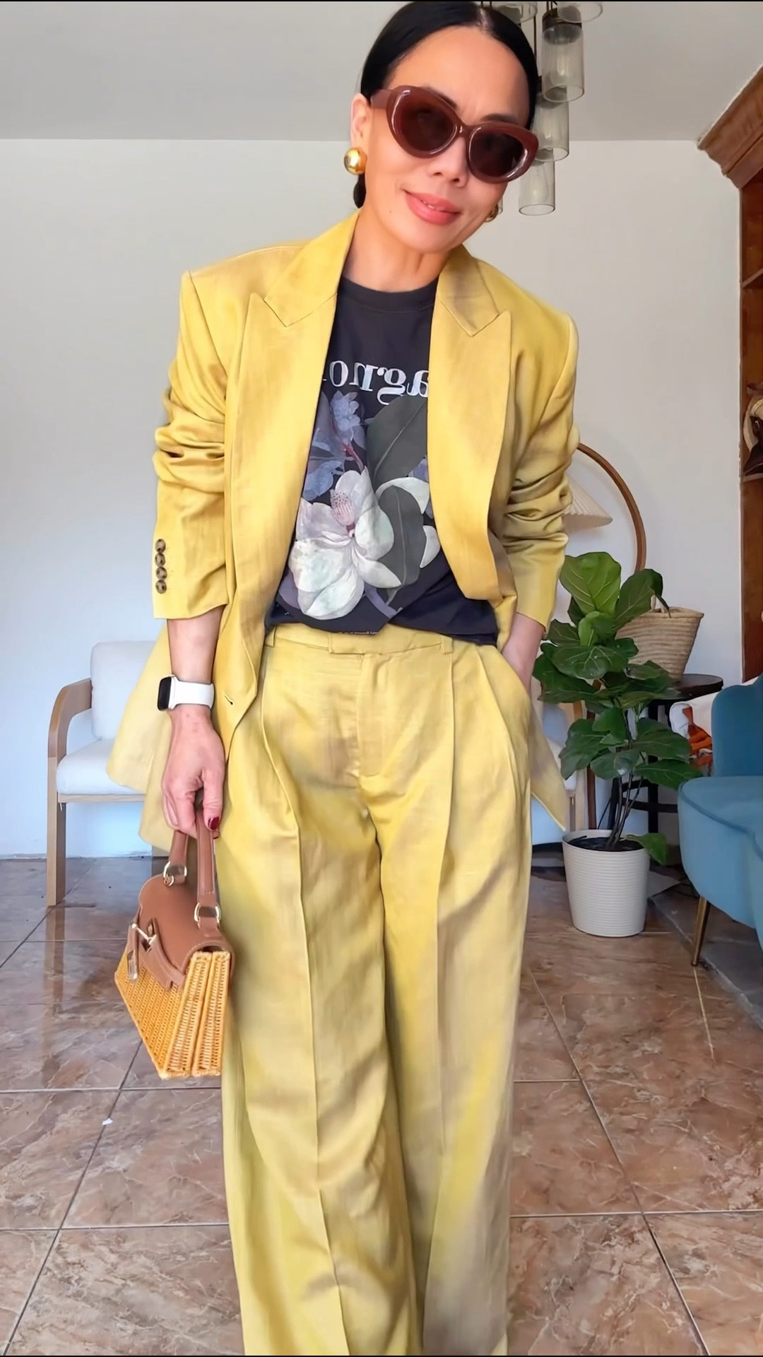 When an oversized suit is done right. ✨
I’m 5’3”, and I’m honestly surprised by how well this oversized set fits on me. The color also feels so fresh and perfect for spring. 🌸

#LTKgrwm #LTKootd