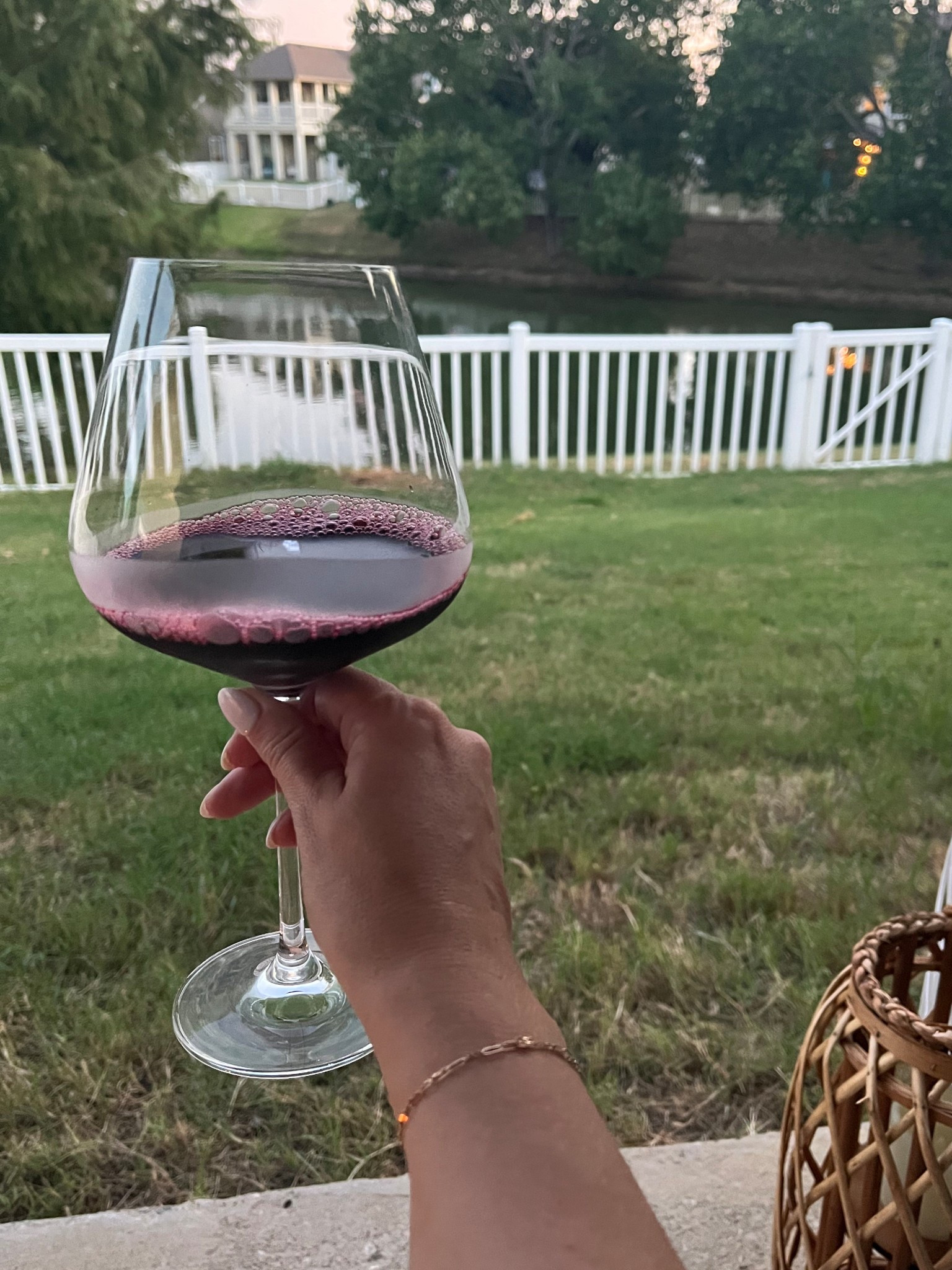 The biggest red wine glasses I’m obsessed with. 