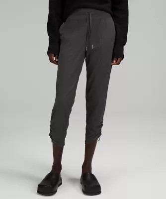 Dance Studio Mid-Rise Cropped Pant | lululemon (AU)