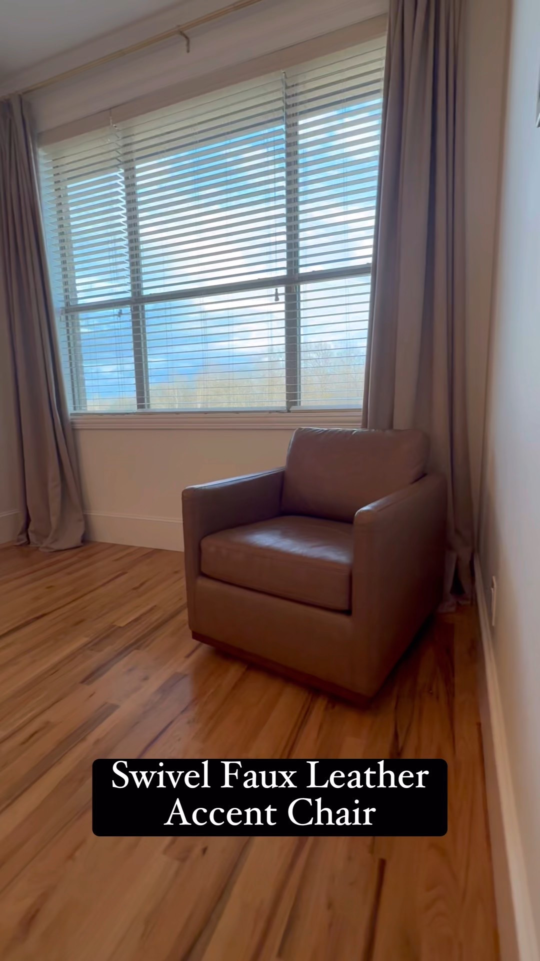 Loving my Swivel Faux Leather Accent Chair from Amazon! Amazing quality and great style!

Amazon | Accent Chair | Faux Leather | Swivel Chairr

#LTKHome