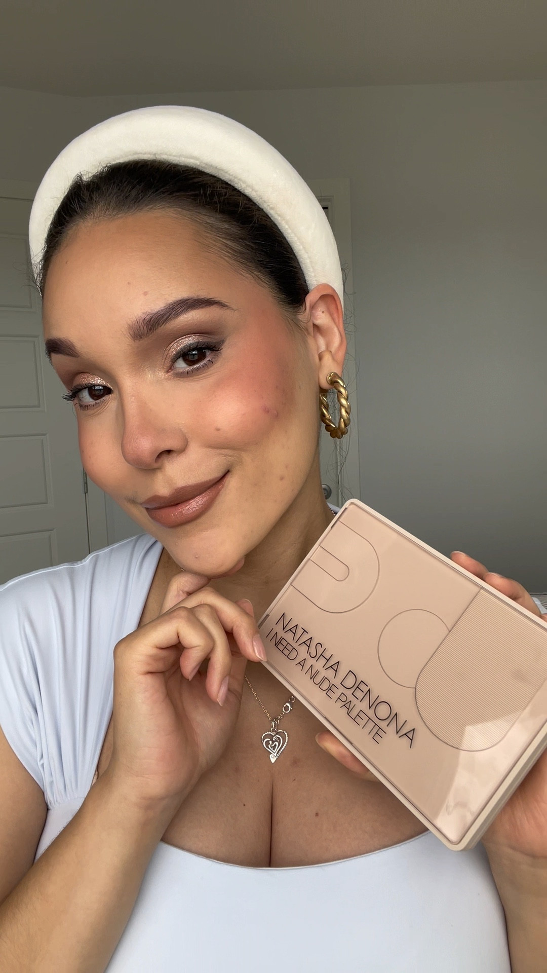 ✨ Eye Makeup Look ✨
•
•
🩵 Vanish Airbrush Concealer in Oat by @Hourglass Cosmetics #hourglasscosmetics #concealer 
🩵 I need a nude palette by @Natasha Denona  #natashadenona #eyemakeuplook #makeuptutorial  
🩵 Satin Kajal Liner in Cocoa by @Victoria Beckham Beauty  

#LTKcanada #LTKfall #LTKbeauty