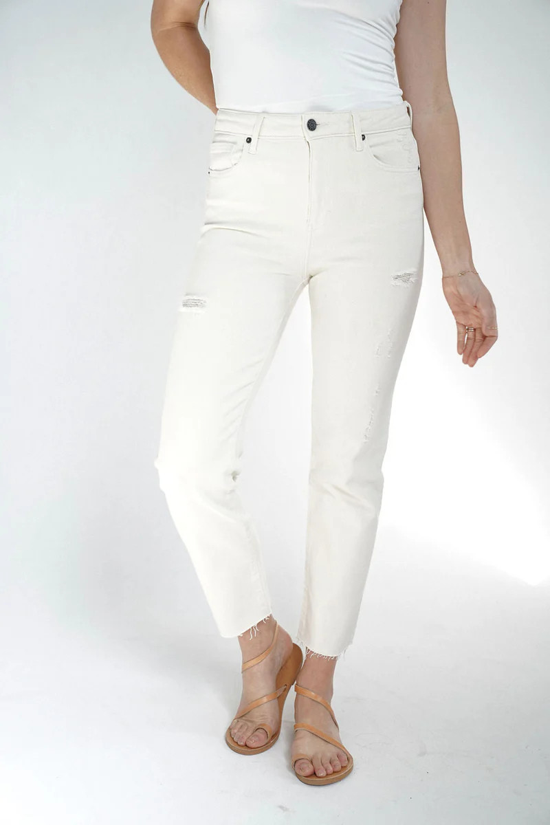 Chrissy Distressed Straight Leg Jeans | Carly Jean Los Angeles