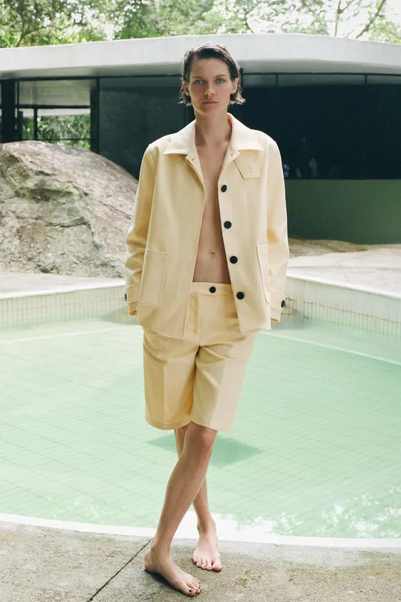 ZARA WOMAN COLLECTIONLong Bermuda shorts made of cotton yarn. Featuring a mid-rise waist with bel... | Zara UK