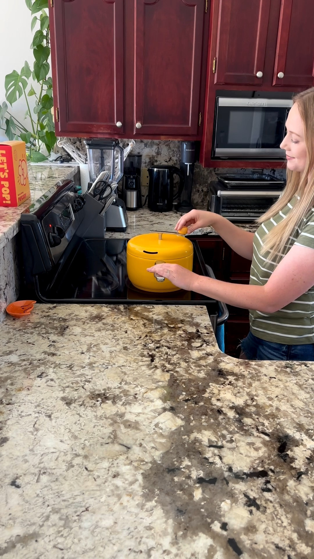 Say hello to clean + delicious popcorn at home 🍿 The Popsmith Popcorn Maker (Oprah’s Favorite Things 2024 👏) makes stovetop popcorn that’s wholesome, crunchy, and so easy. #AD @ilovepopsmith #PopsmithPartner #ilovepopsmith
#PopcornMaker #MovieNightEssentials #KitchenMustHaves #StovetopPopcorn #HealthySnacking #OprahsFavoriteThings #HomeSnacks #FamilyMovieNight #WholesomeSnacks #SnackTimeUpgrade

#LTKFamily #LTKSeasonal #LTKHome