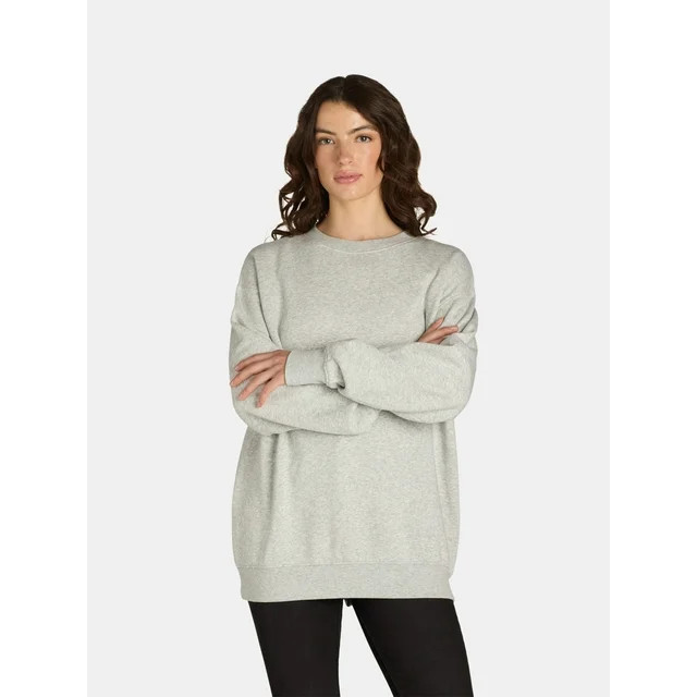 No Boundaries Soft Fleece Oversized Sweatshirt with Long Sleeves, Women’s | Walmart (US)