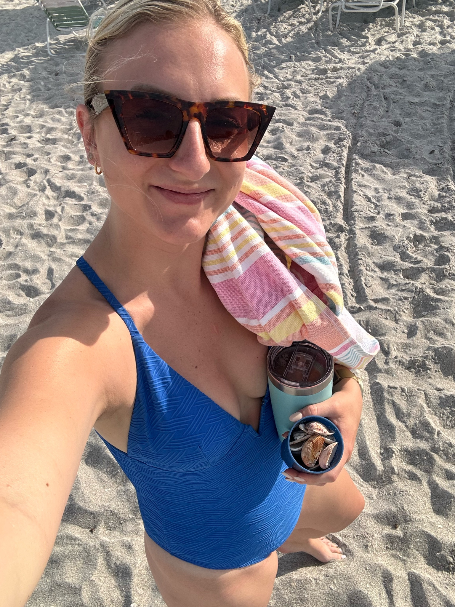 Love love love this mom friendly suit! And guys, it’s under $30 🤯 

The quality is amazing, very thick, padding, holds you in. The back is low but has adjustable straps. Tall girl friendly (at least for me!) I love this blue color and textured design 💙



#LTKtravel #LTKswim #LTKfindsunder50