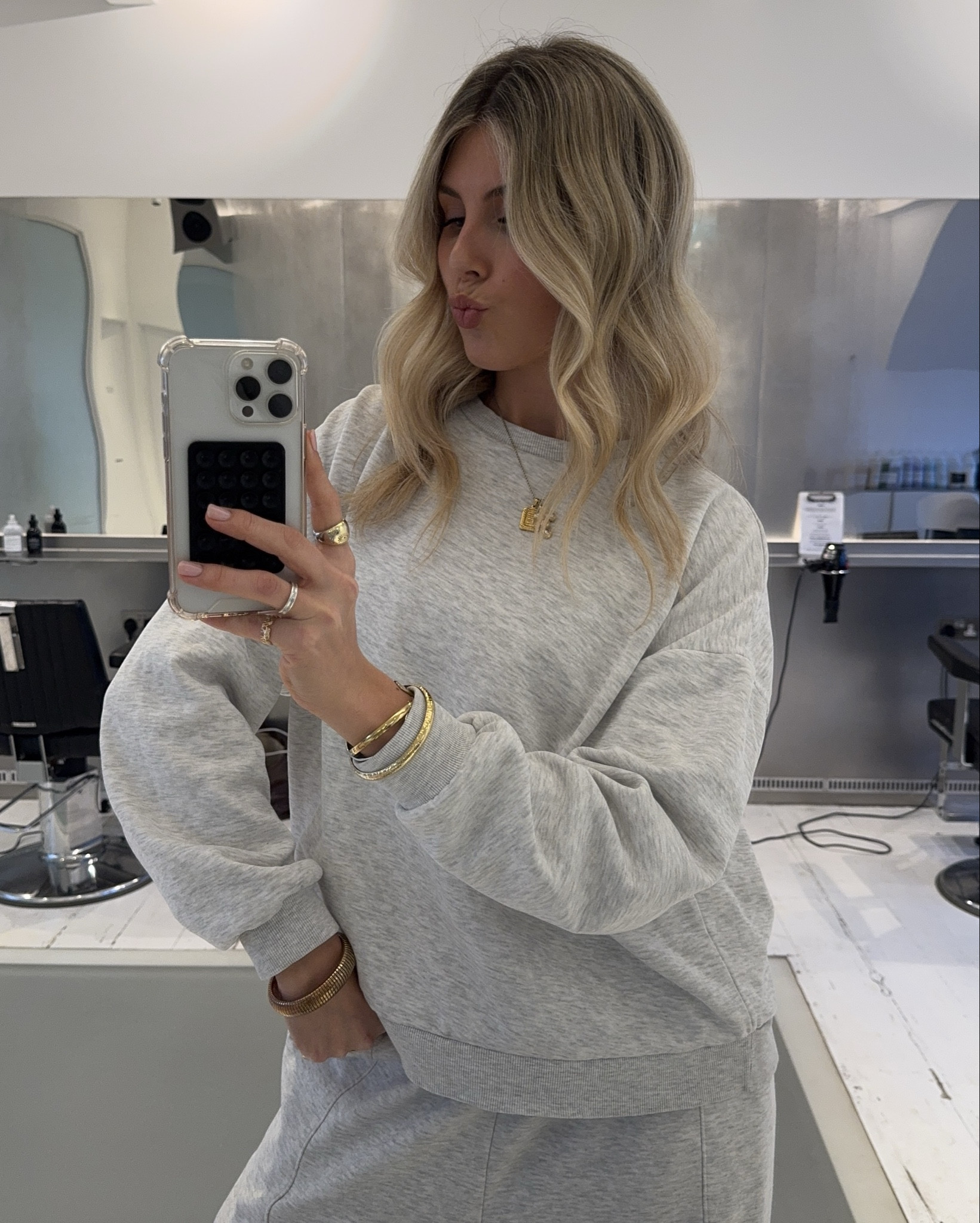grey tracksuit @asos

#LTKuk