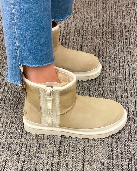 UGG mini boots, fall style, casual chic

#LTKxNSale