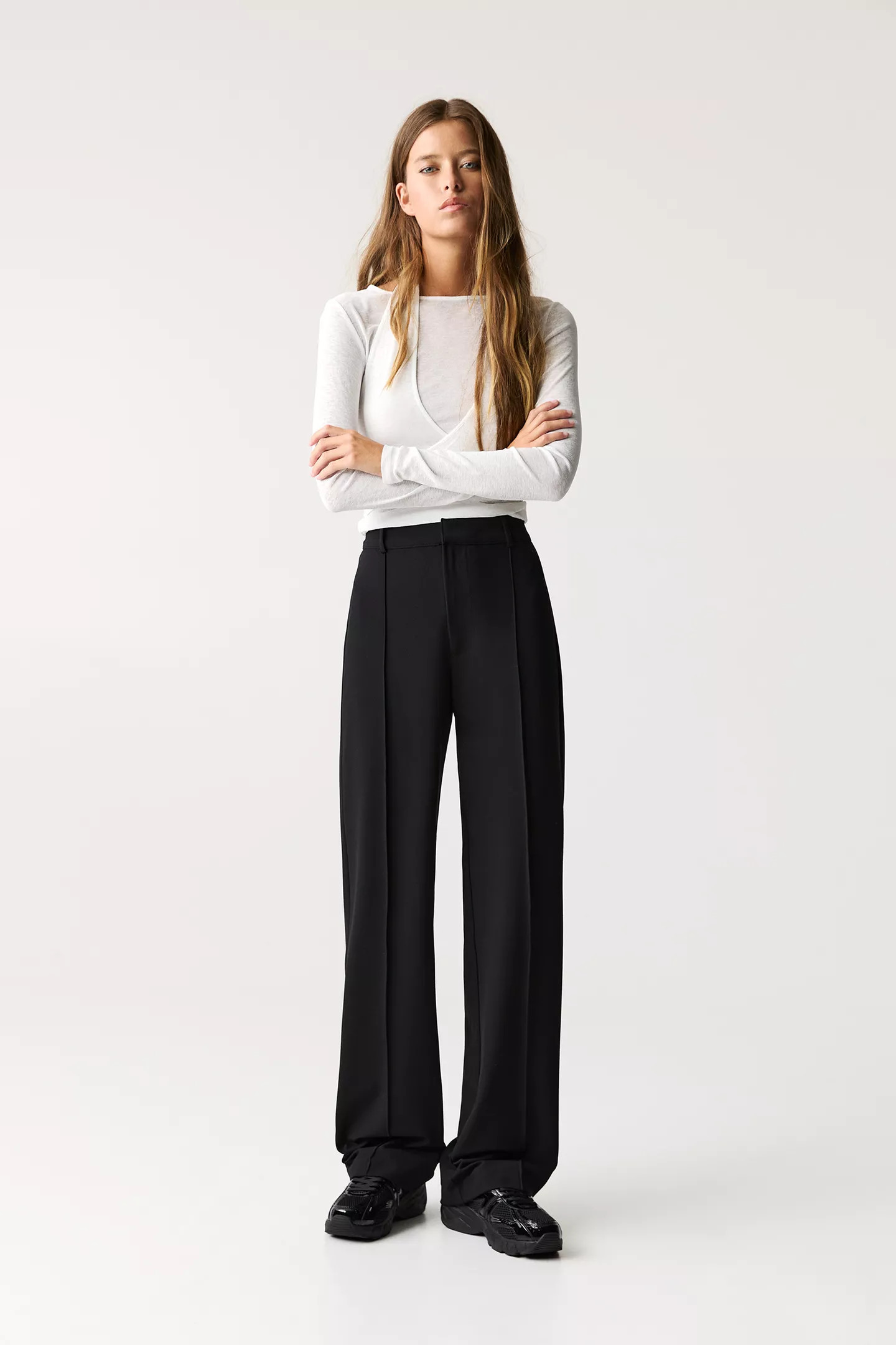 Smart trousers with seam detail | PULL and BEAR UK