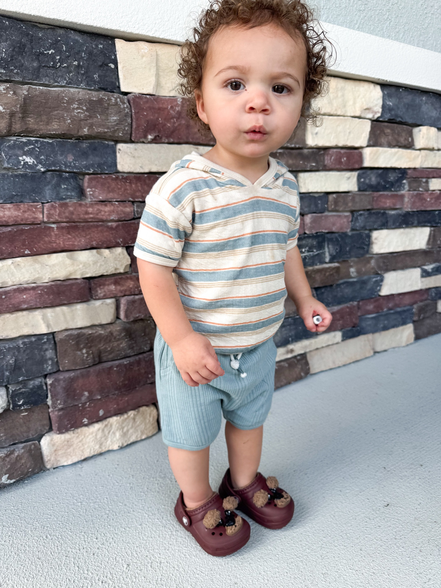 Walmart Modern Moments Toddler/baby OOTD! 

#walmart #walmartfinds #toodlerboyoutfits #babyboyoutfits #ootd #modernmoments #cros #summer #spring #summeroutfits 