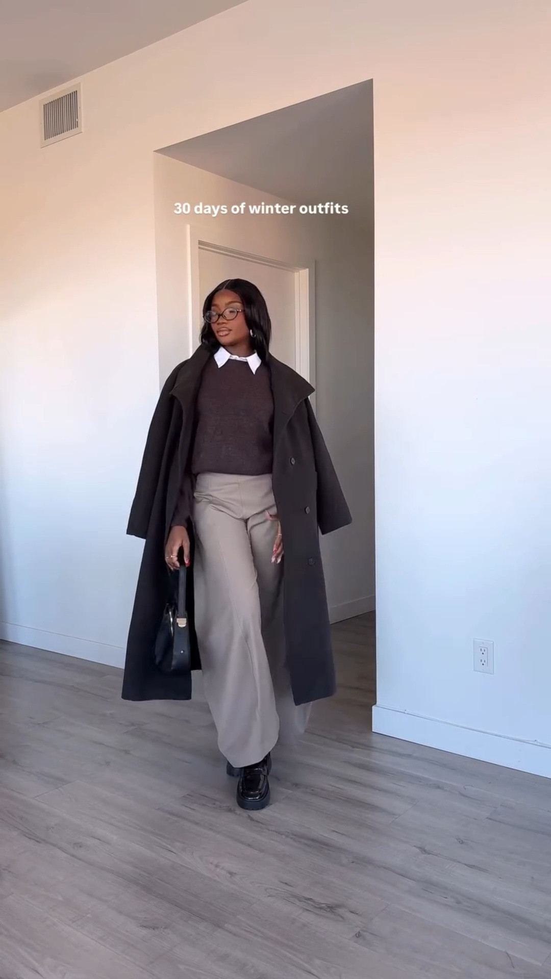 day 1 of winter outfits. save for later 🤍 would you wear this ? 

follow (@mz_zae ) for more outfit inspo 

#outﬁtinspo #winteroutfitideas #explore