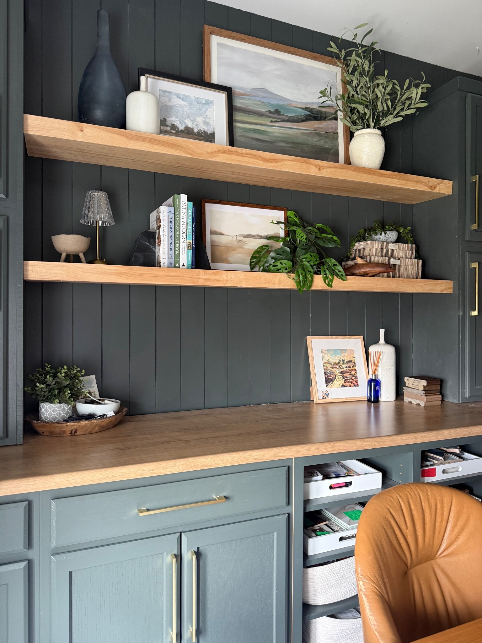 Office shelf styling

#LTKHome #LTKdayinmylife
