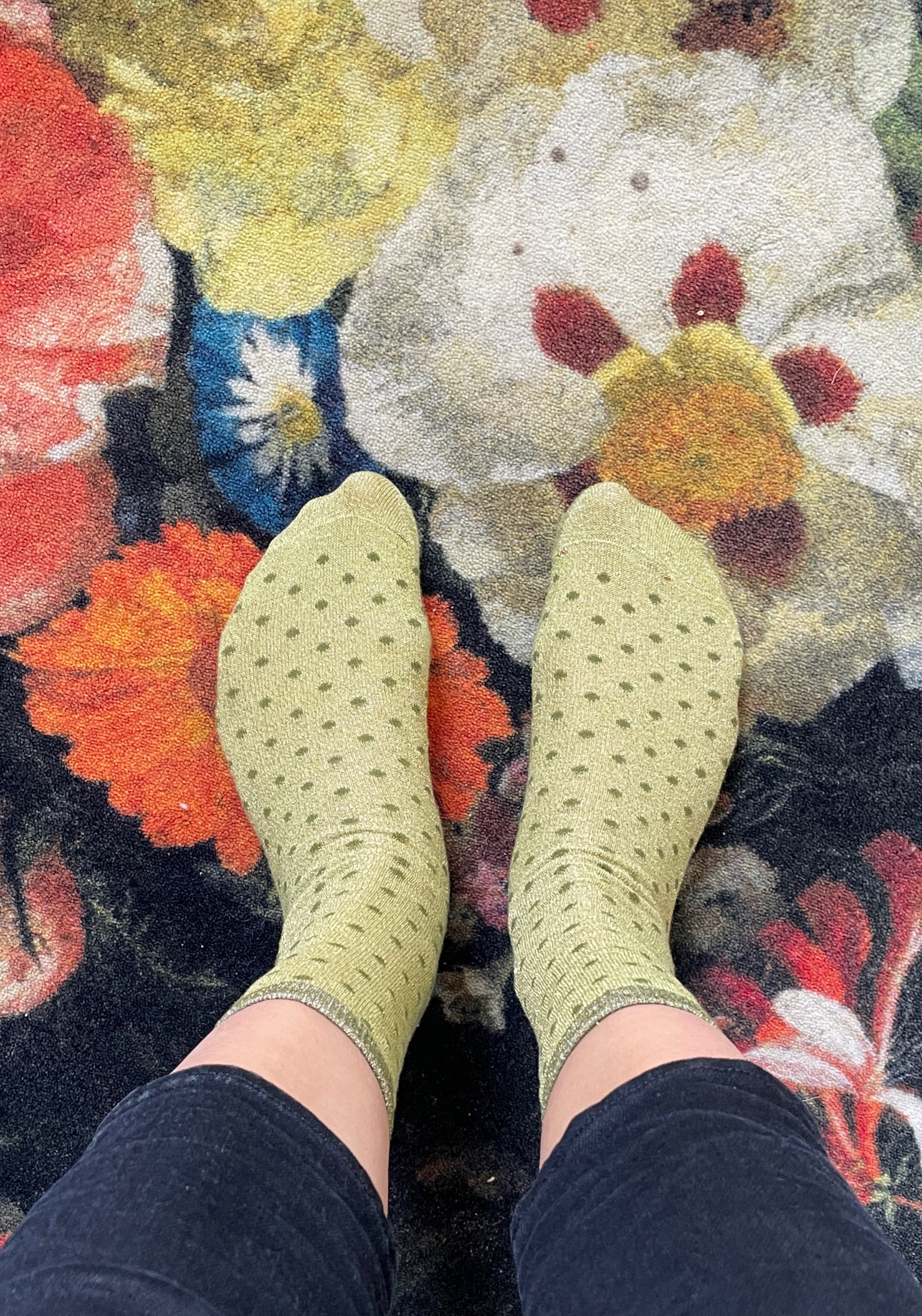 A glitter sock a day keeps a grumpy face away! Here are my favs...

#LTKeurope #LTKGiftGuide #LTKFind