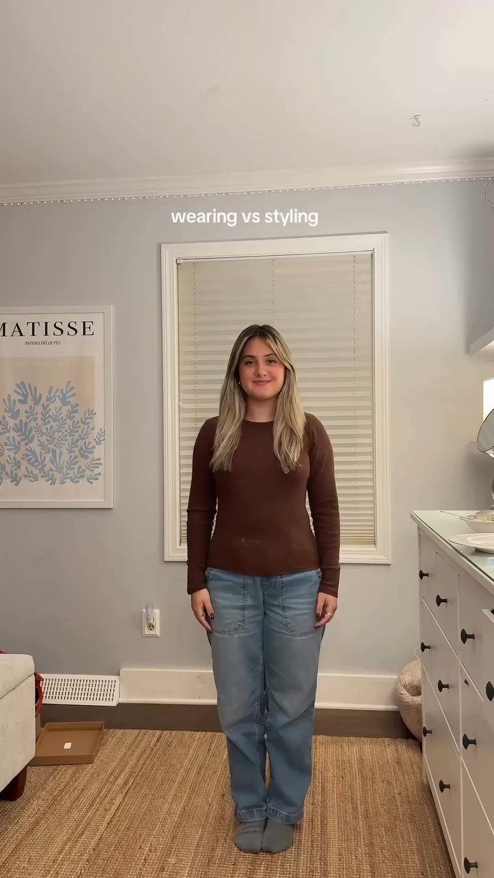 Every detail matters & will elevate your outfit #fallfashion #basicoutfit #outfitstyling #fashion #wearingvsstyling