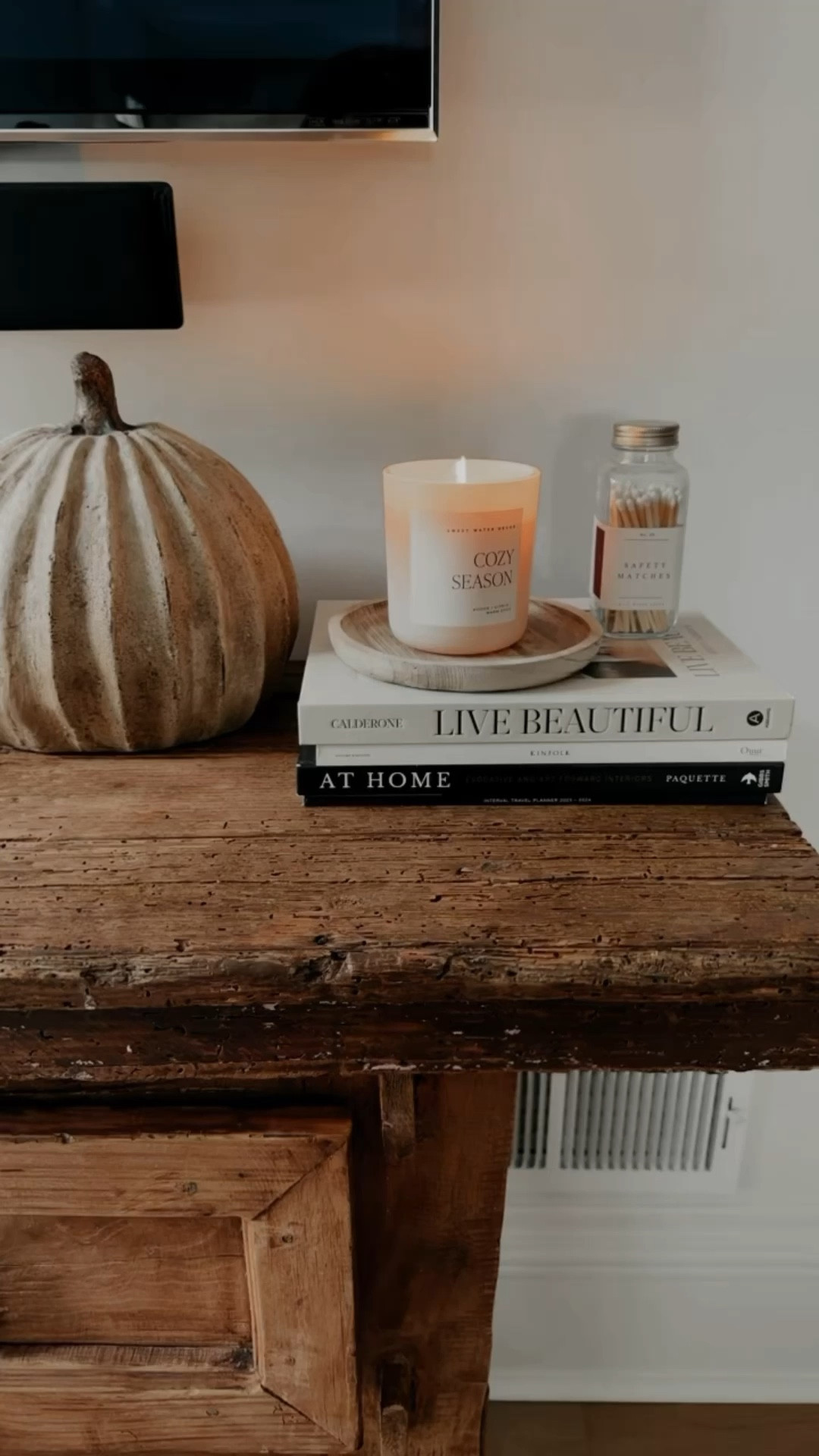 fall fragrances fall home scents fall home decor 
#autumnhome #fallhomedecor #sweetwaterdecor #pumpkinspiceseason 

#LTKHome #LTKSeasonal #LTKStyleTip
