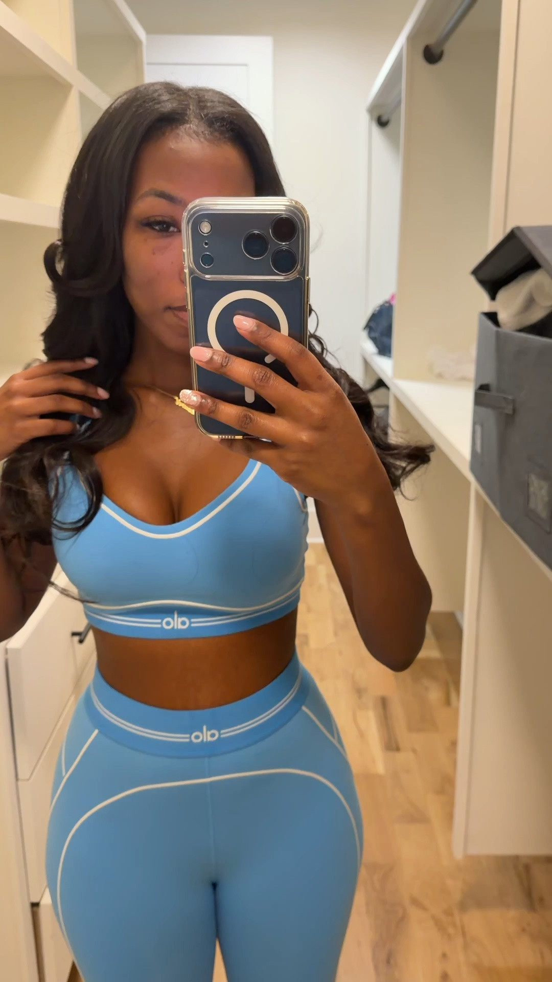 @Alo Yoga feeling blue this Friday with this workout set !!

#LTKfitnessgoals #LTKPetite #LTKActive