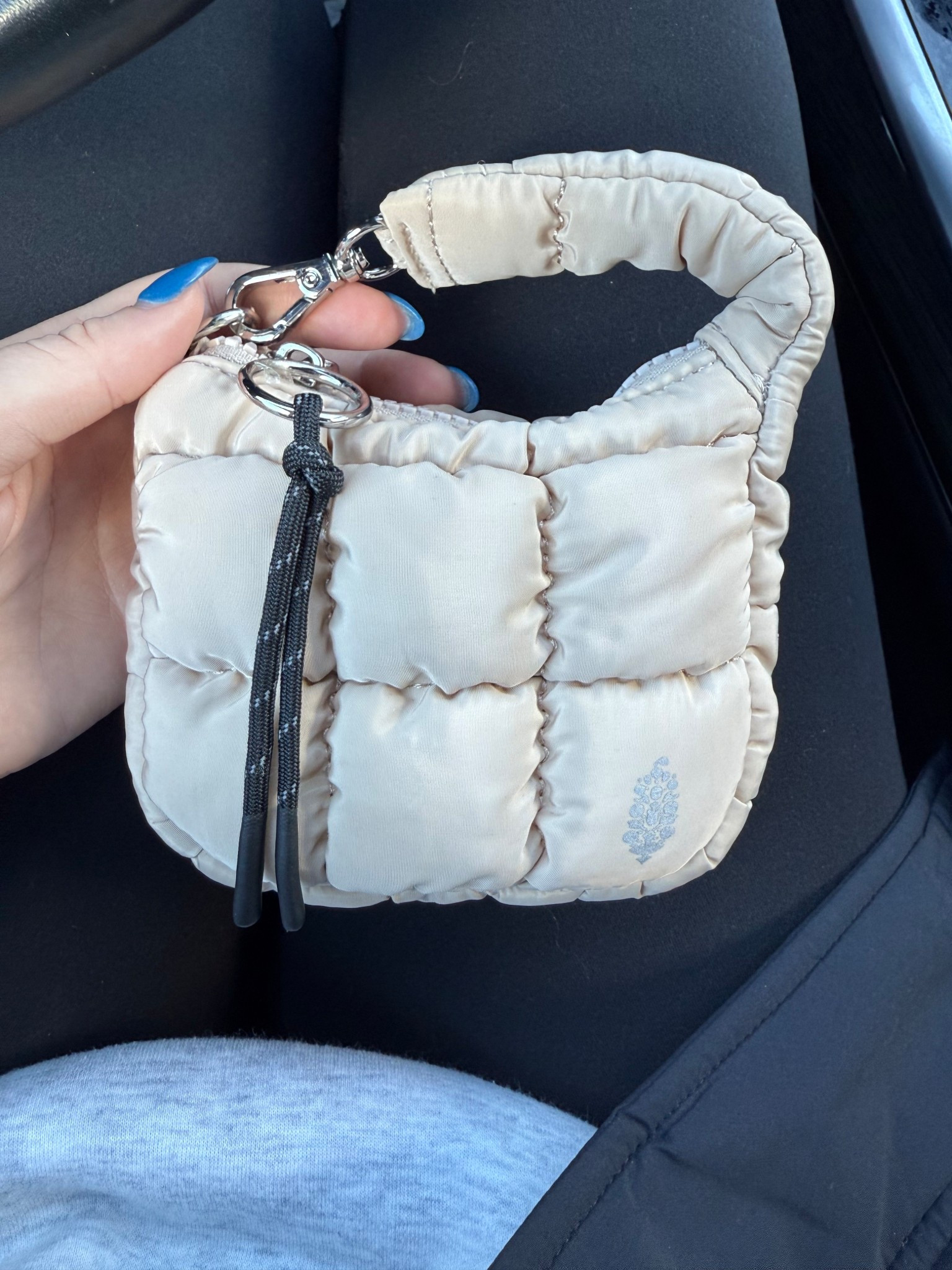 The perfect little bag to bring when working out. Fits my AirPods, keys and cards. The perfect stocking stuffer or Christmas gift! 

#LTKHoliday #LTKItBag #LTKGiftGuide