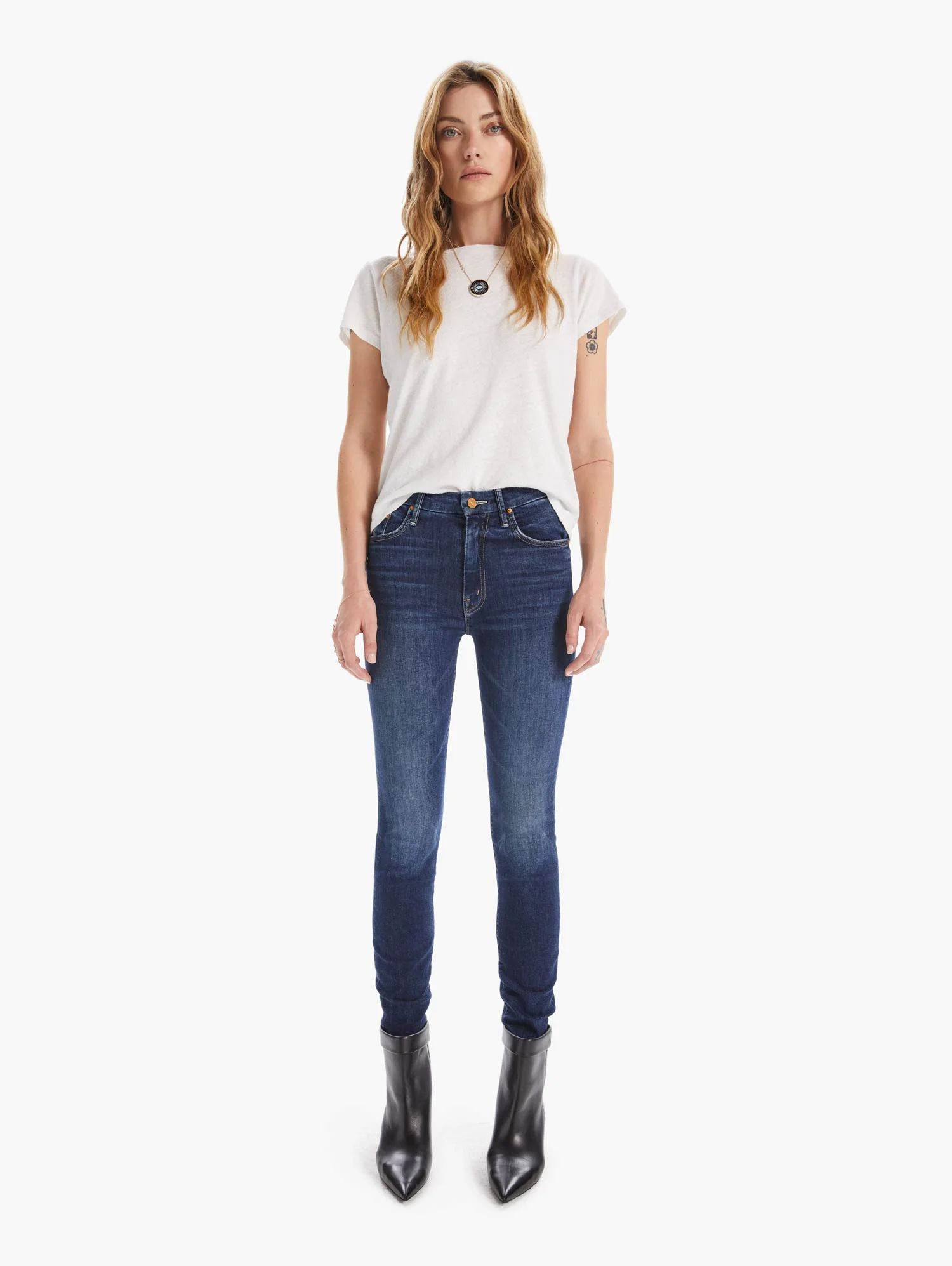 HIGH WAISTED LOOKER TEAMING UP | Mother Denim
