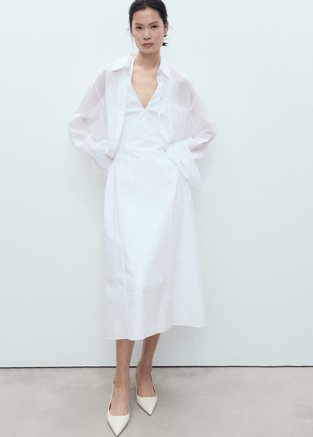 Pointed kitten-heel shoes ecru - Woman - 4 - MANGO | MANGO (UK)