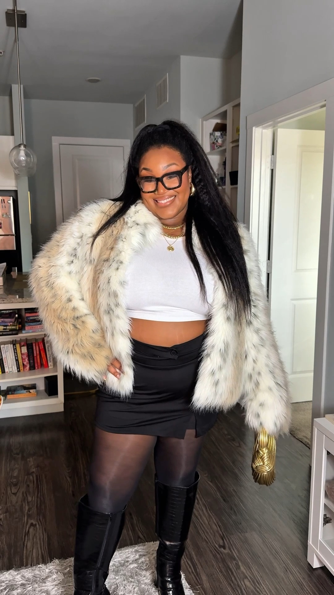 Idk I felt like a Bratz doll so I wanted to do this transition #plussizefashion #plussizeootd #falloutfit #winteroutfitideas

#LTKStyleTip #LTKPlusSize #LTKHoliday