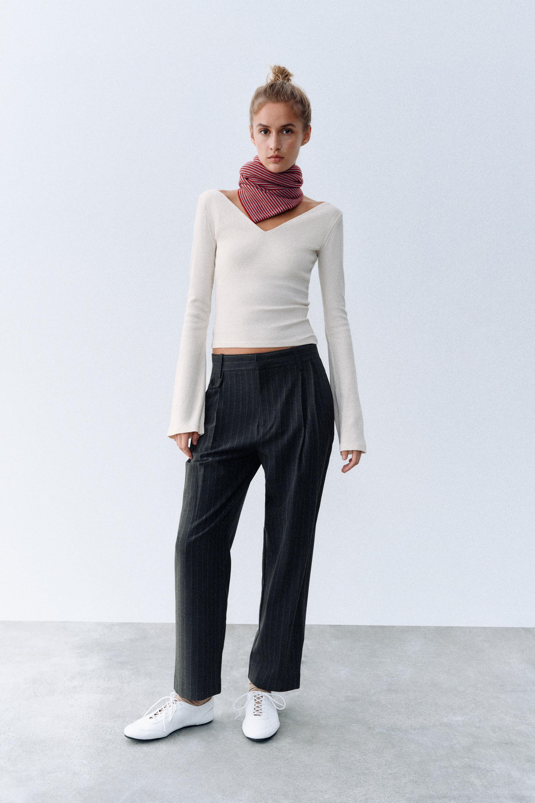RIBBED V-NECK TOP | Zara UK