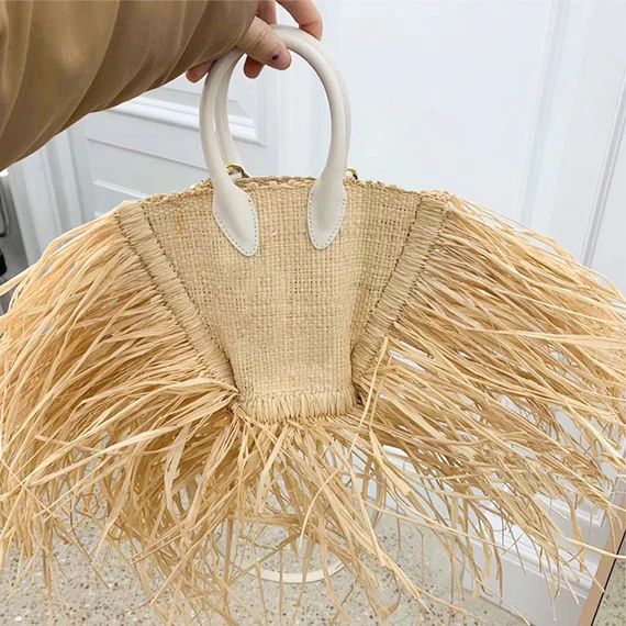 Fashion New tassel Handbag High quality Straw bag Women beach woven bag Tote fringed beach woven ... | Etsy (US)