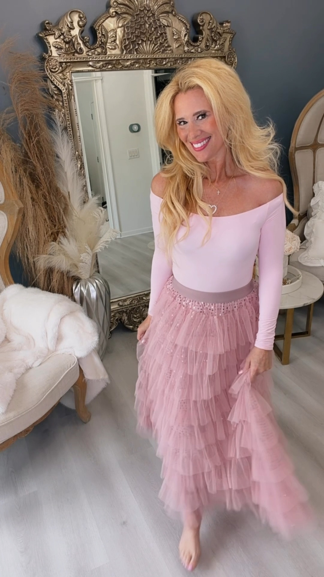 If I had to choose… I honestly couldn’t 💙🌸
The soft blue lace dress feels straight out of a fairytale…
but this tulle skirt moment is giving modern romance ✨

Two completely different vibes—both so feminine and flattering.

Which one would you wear? 💭
💙 Dress or 🌸 Skirt?

Comment SHOP and I’ll send you both looks 🤍

#chicwish #chicwishstyle #springstyle #femininefashion #romanticstyle #tulleskirt #springoutfits #dressseason

#LTKSeasonal #LTKootd