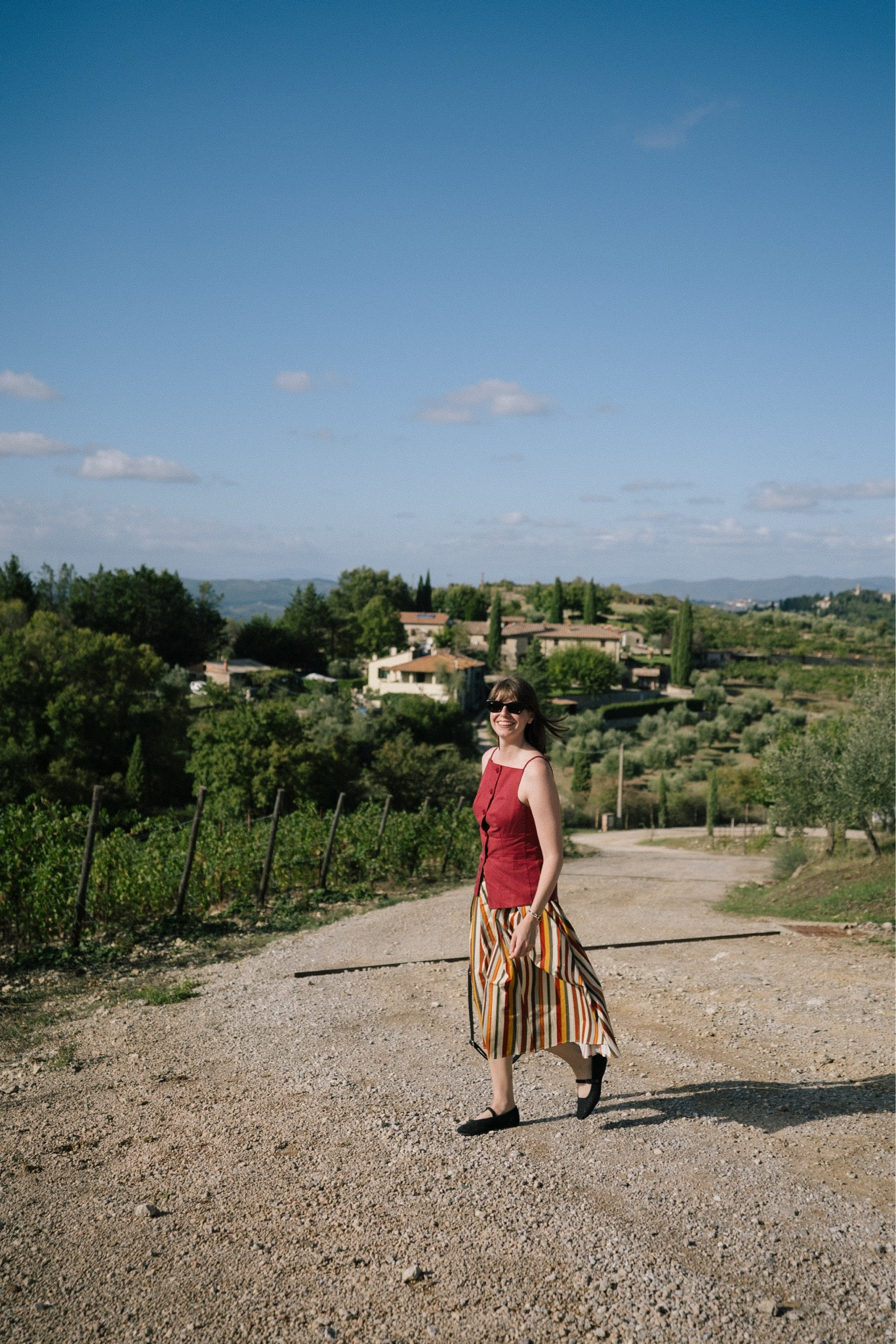 Tuscany outfit
Wine tasting outfit
Italian style
European honeymoon
Vest waistcoat top
Shop parterre skirt
Birdies Maryjane flats