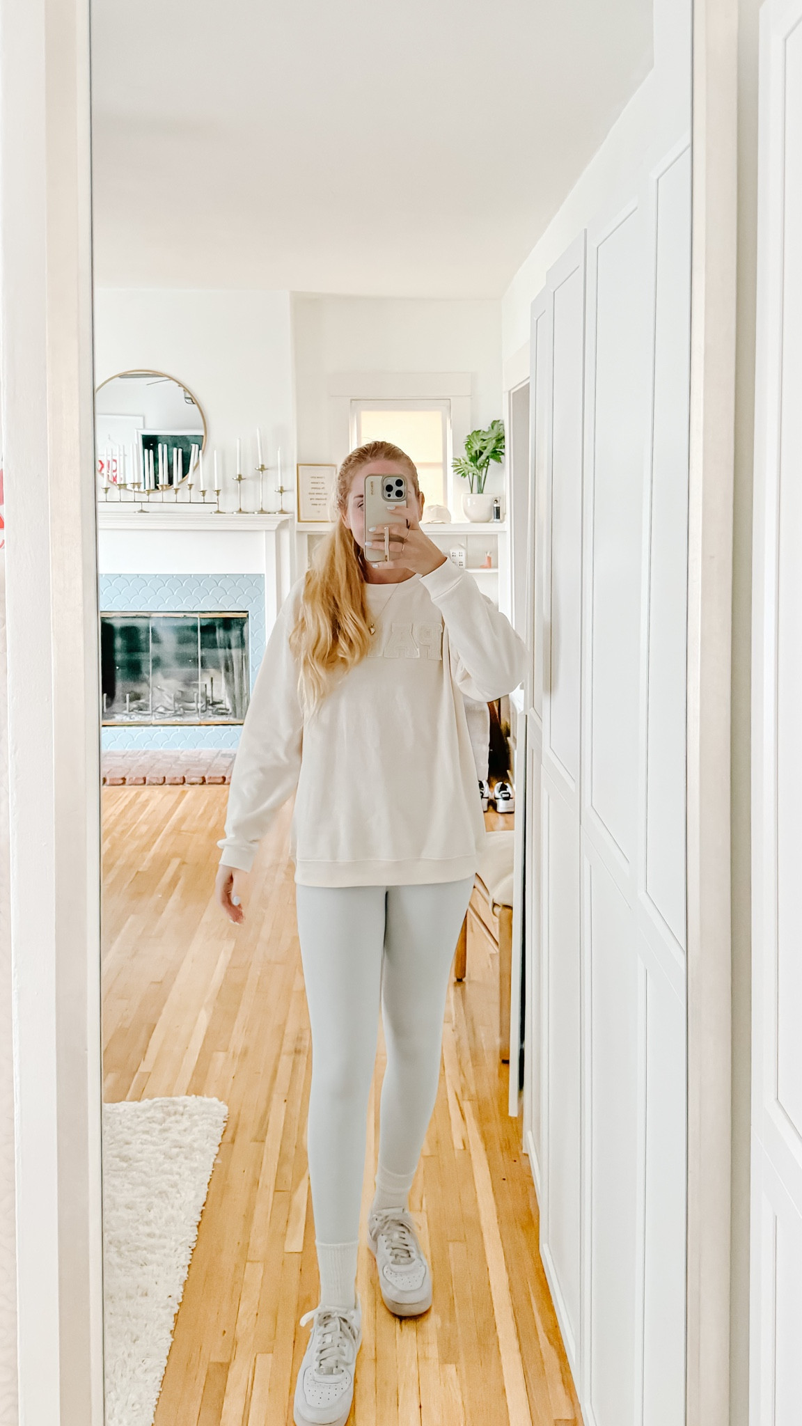 Sweater from Nordstrom / leggings from Fabletics / shoes from Nike / phone case from Amazon /socks from Hanes


#LTKfindsunder50 #LTKover40 #LTKfitness