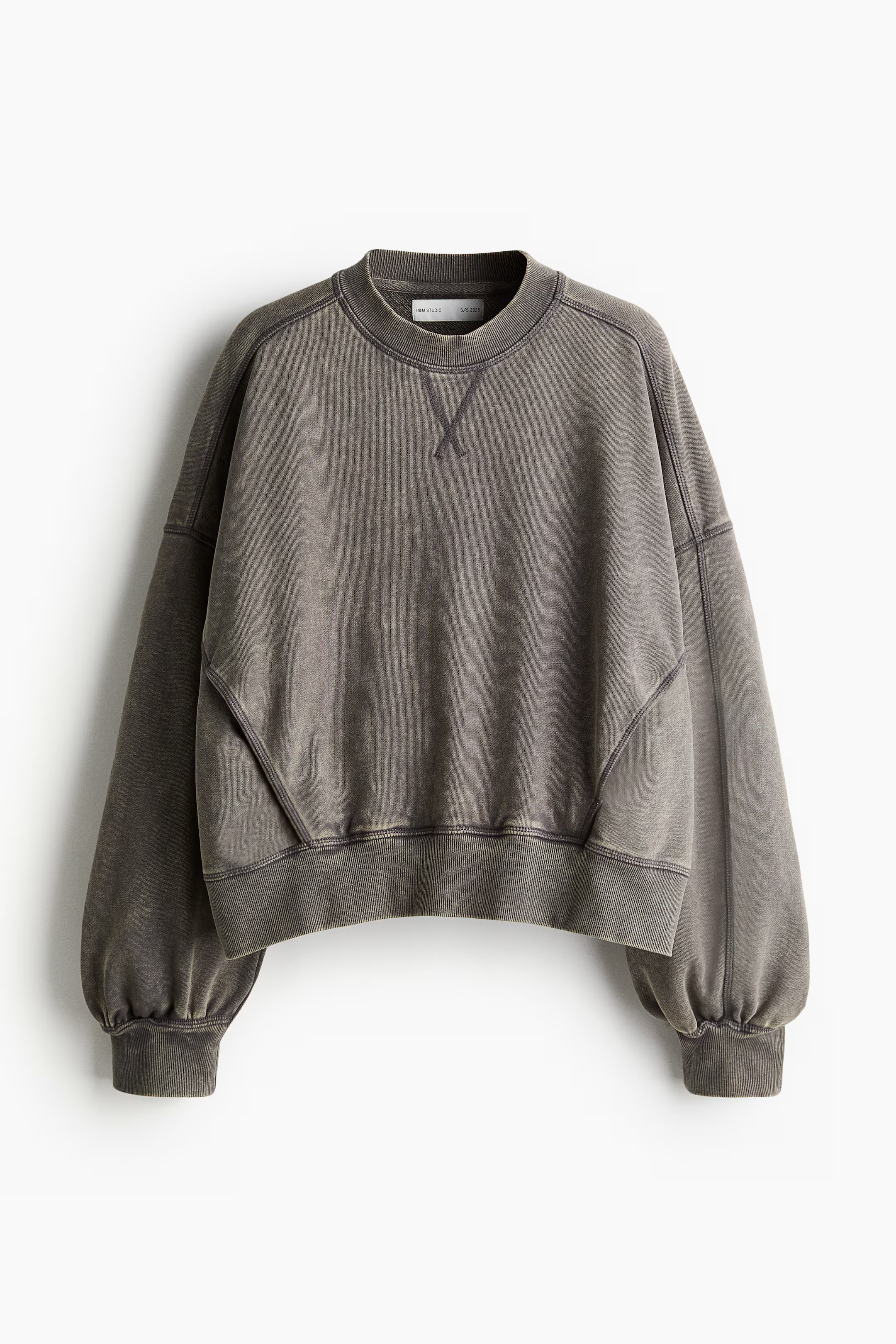 Oversized Washed Sweatshirt | H&M (US + CA)