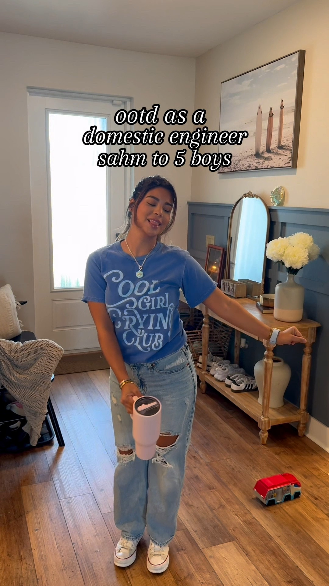 This shirt is my new fav and living in these dad jeans these fall season 🩵 #momootd #momlife #sahm #ootd #momstyle  #LTKMom #LTKStyle #LTKfashion #LTKWomens

Outfit inspo 
Toddler mom 
Ootd for moms 
Motherhood 
Stay at home mom 
Mom outfit 
Dad jeans 

#LTKStyleTip #LTKFindsUnder100 #LTKBeauty
