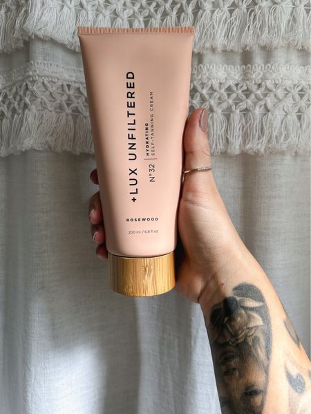 My absolute favorite self-tanner. It’s a buildable lotion so it doesn’t need to be washed off. I’ll literally put it on in the morning and by that afternoon the tan begins to show. 🙌🏼

fashion rings, gradual self-tanning lotion, sunless tanner, instant tan, vegan self-tanner, summer glow, vacation essential, Spring essential 

#LTKtravel #LTKbeauty #LTKswim
